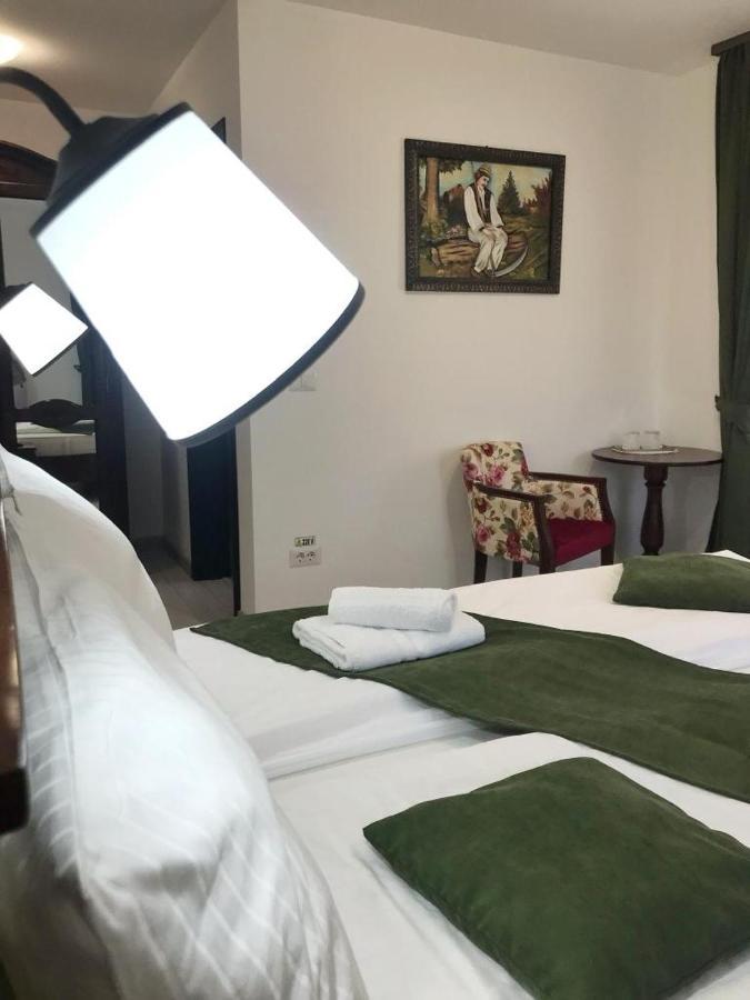 Pensiunea Armonia Văleni Exteriör bild