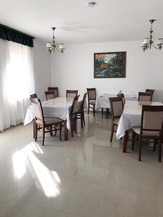 Pensiunea Armonia Văleni Exteriör bild