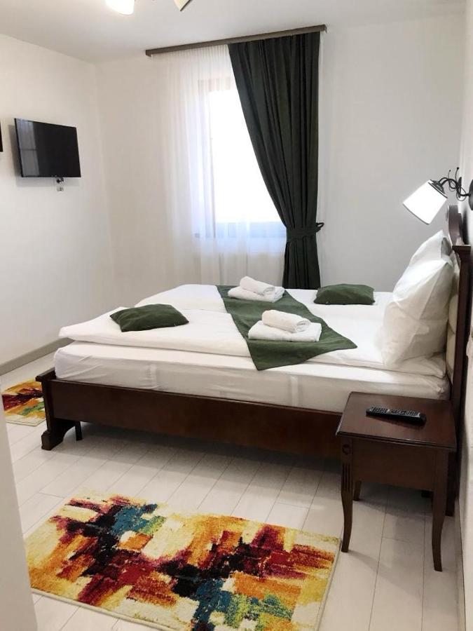 Pensiunea Armonia Văleni Exteriör bild